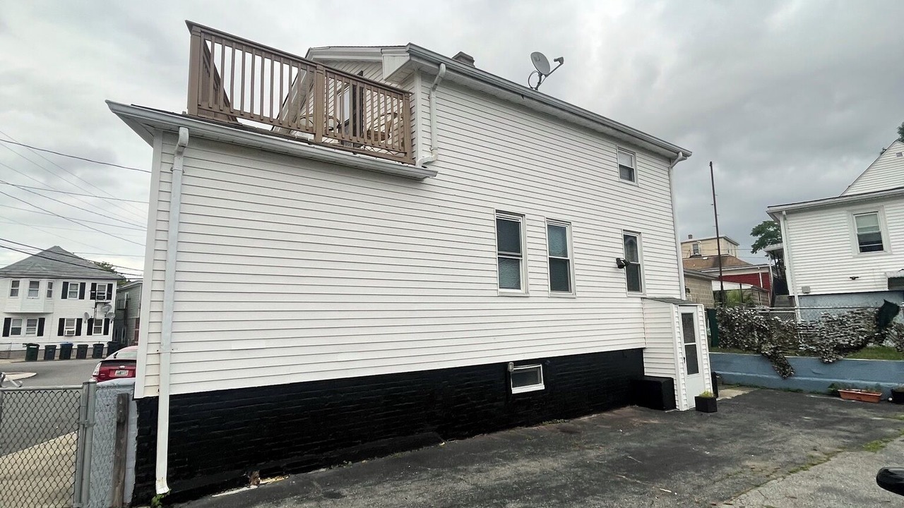 Photo of Outdoor in Silver Lake
