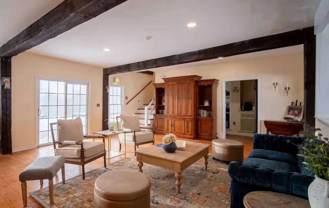 Photo of Livingroom in West Dover