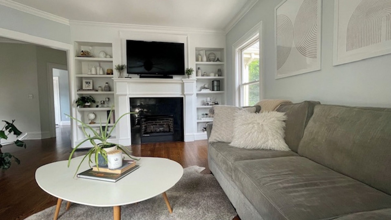 Photo of Livingroom in Nonantum