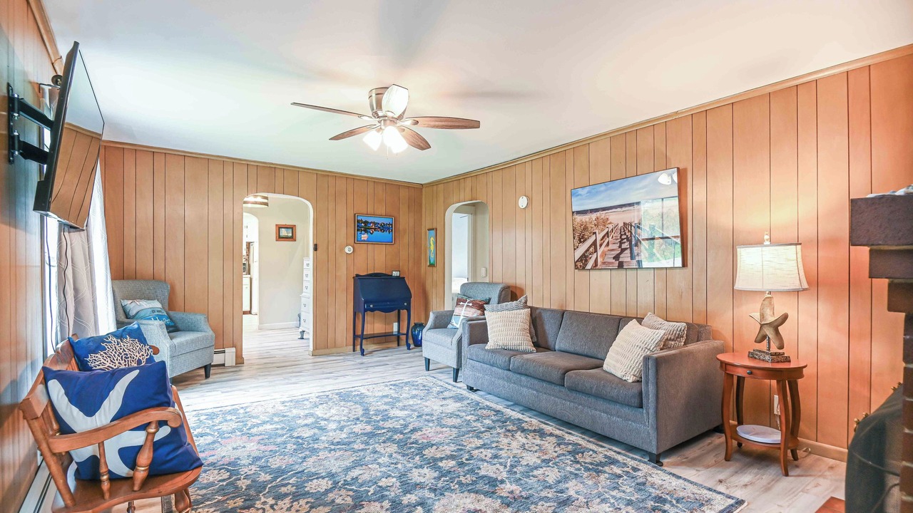 Photo of Livingroom in Kittery