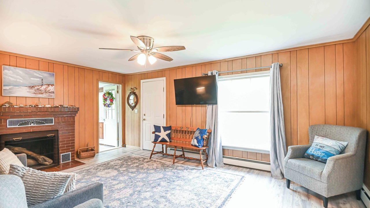 Photo of Livingroom in Kittery