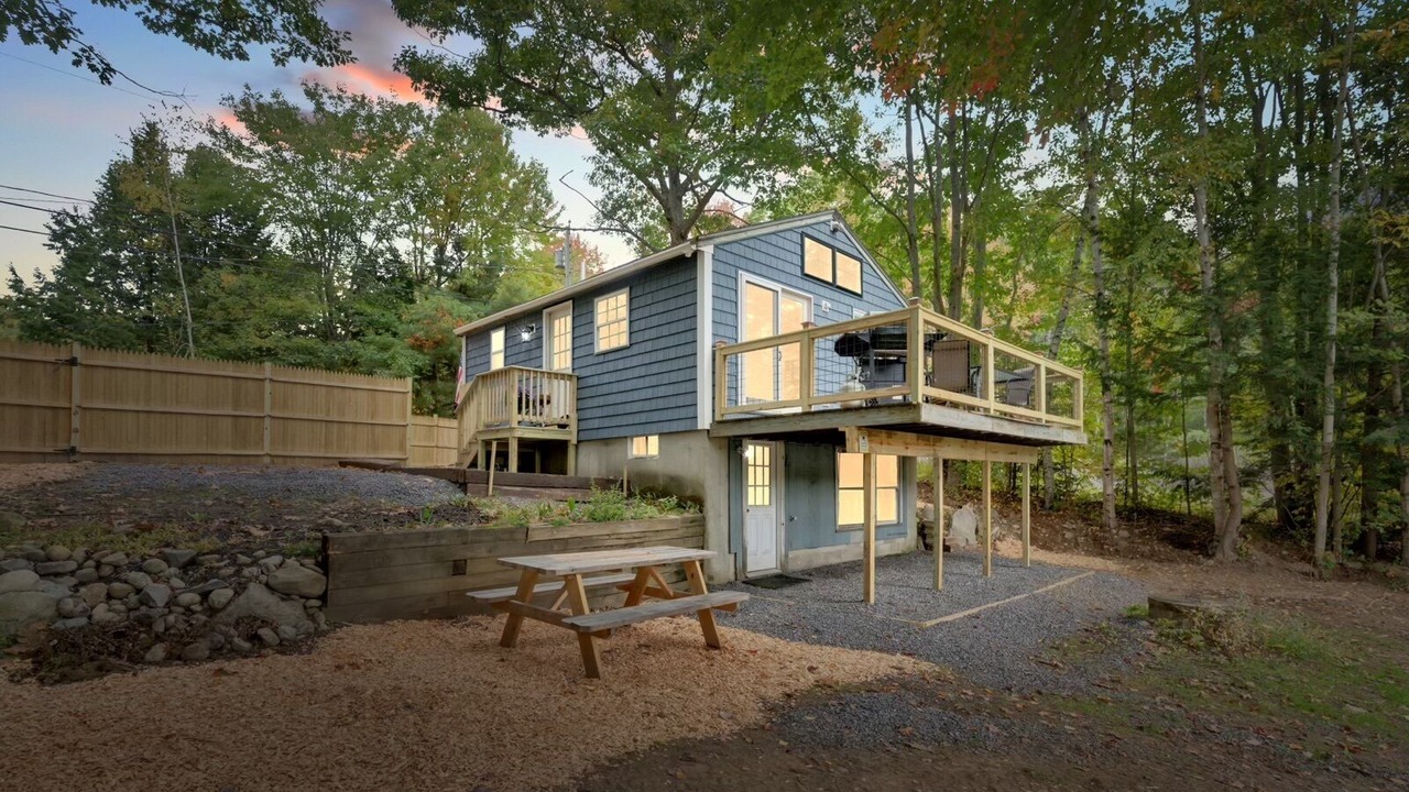 Photo of Outdoor in Lyman