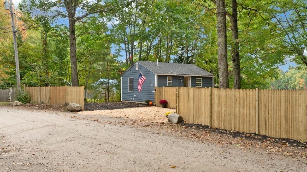 Photo of Outdoor in Lyman