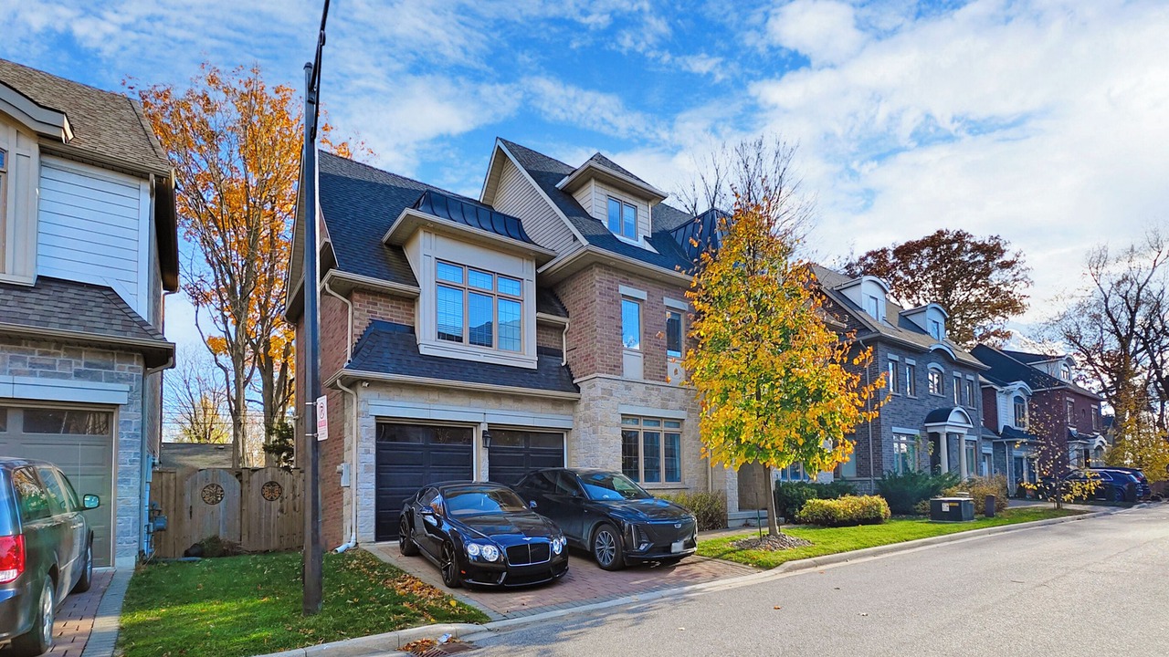 Photo of Outdoor in Lakeview