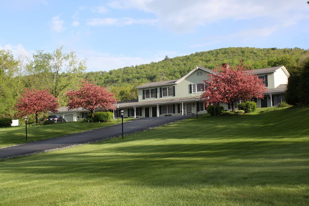 Photo of Outdoor in Woodstock