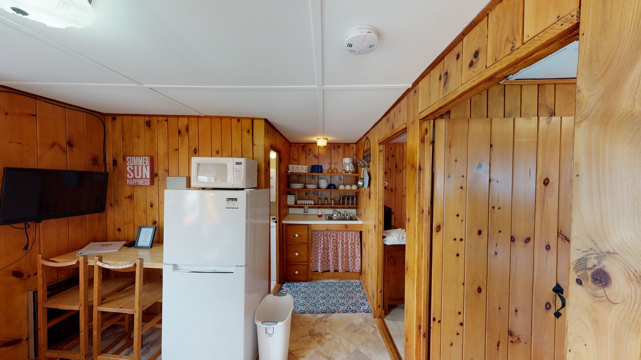 Photo of Patio Balcony in Weirs Beach
