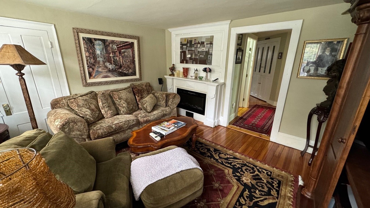 Photo of Livingroom in Yachting Village