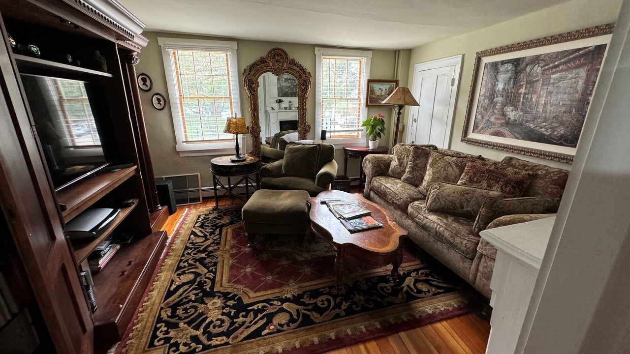 Photo of Livingroom in Yachting Village