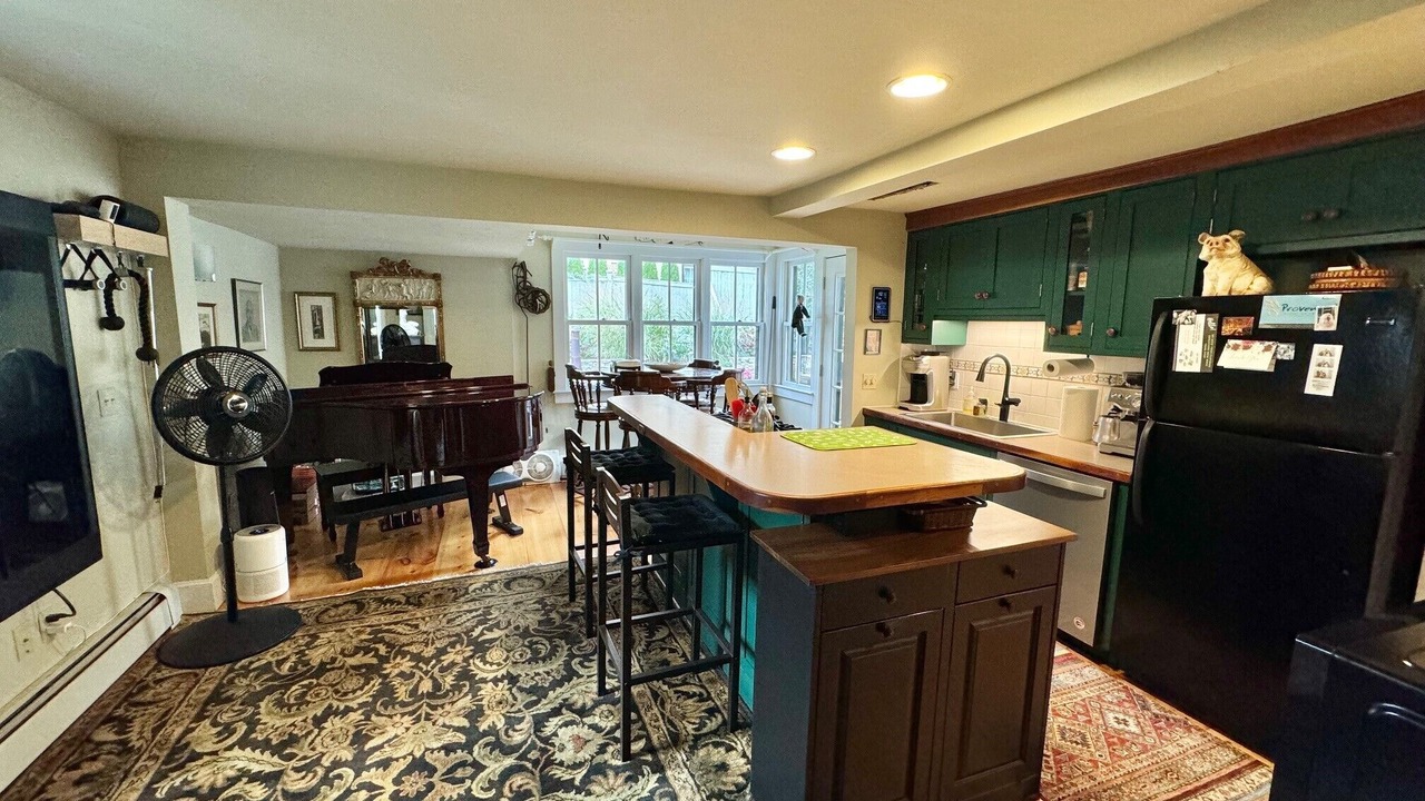 Photo of Kitchen in Yachting Village