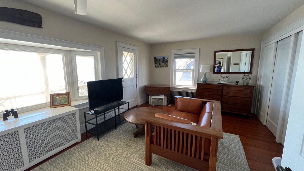 Photo of Livingroom in Gilman