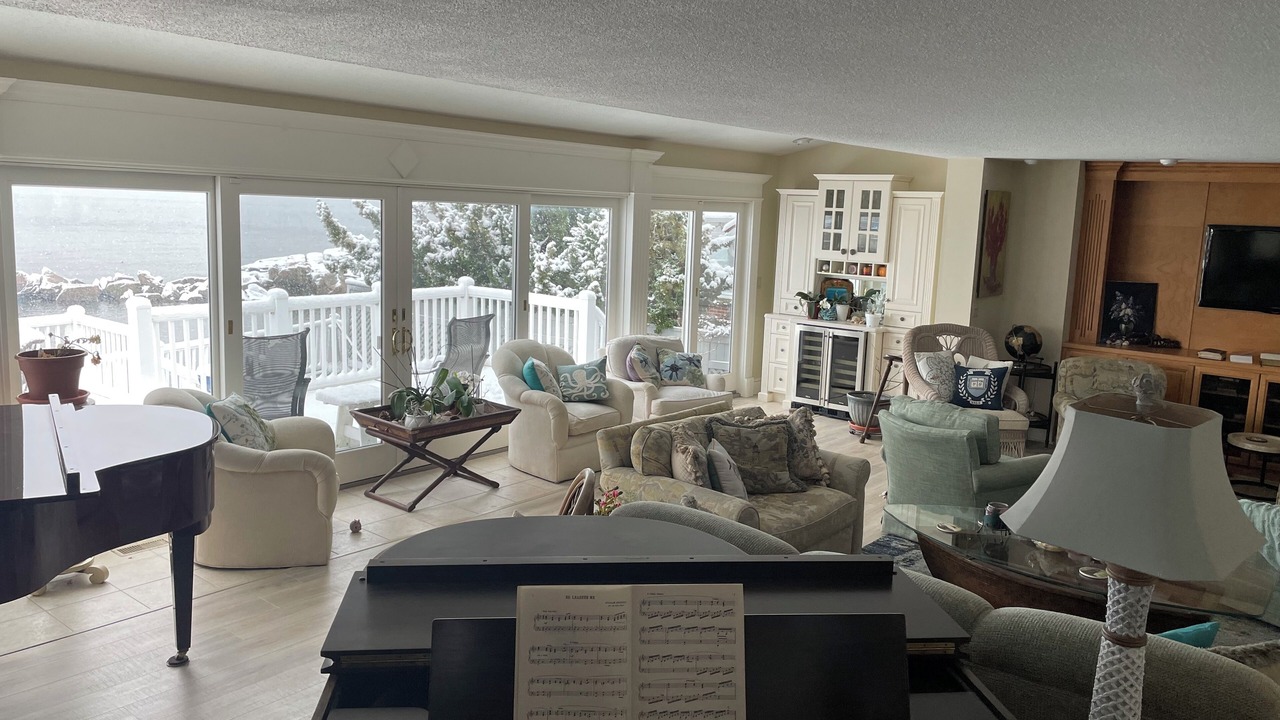 Photo of Livingroom in Yalesville