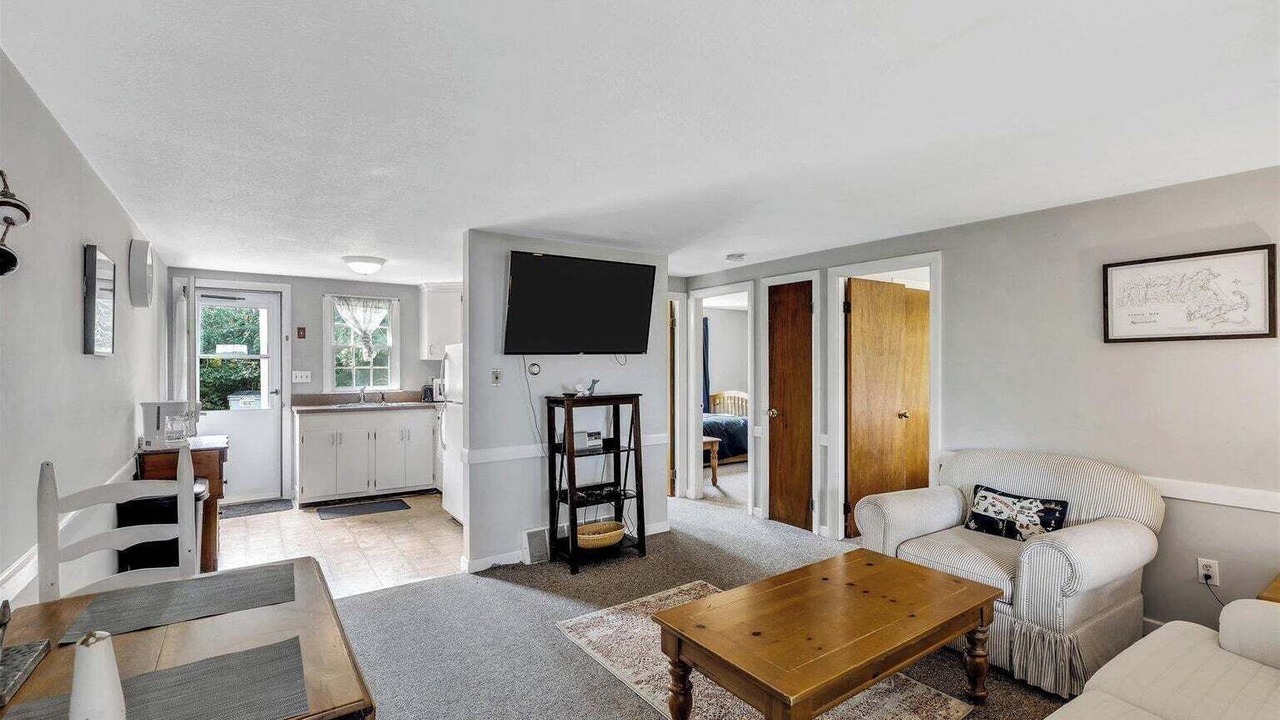 Photo of Livingroom in Mashpee