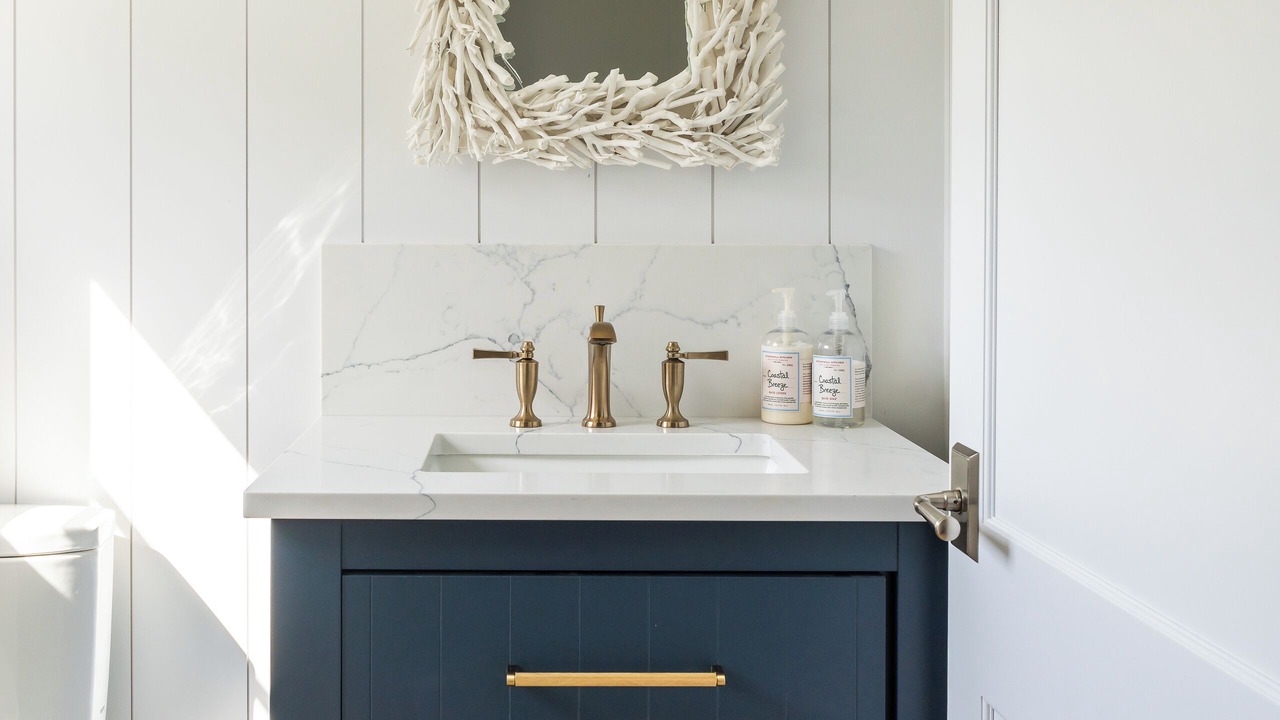 Photo of Bathroom in Shoreby Hill