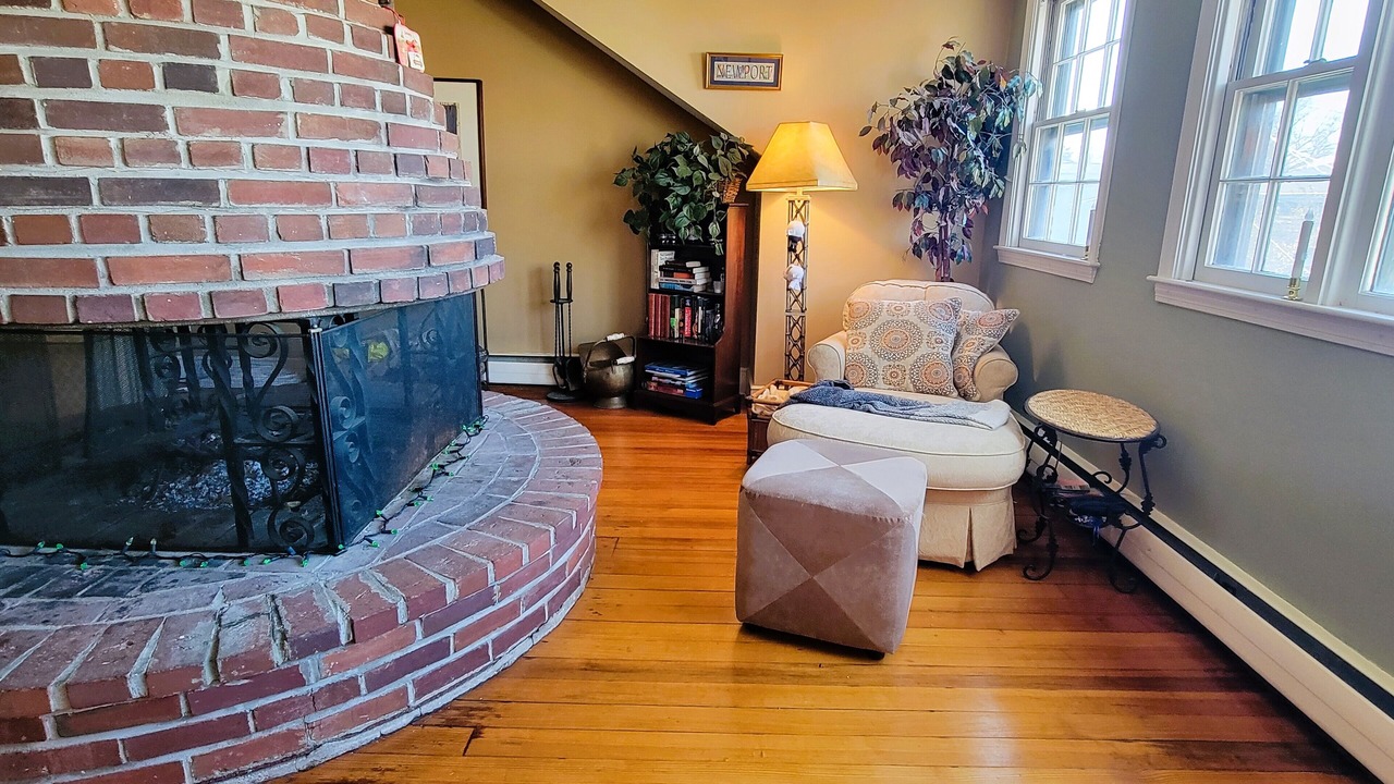 Photo of Others in Bellevue Avenue Historic District
