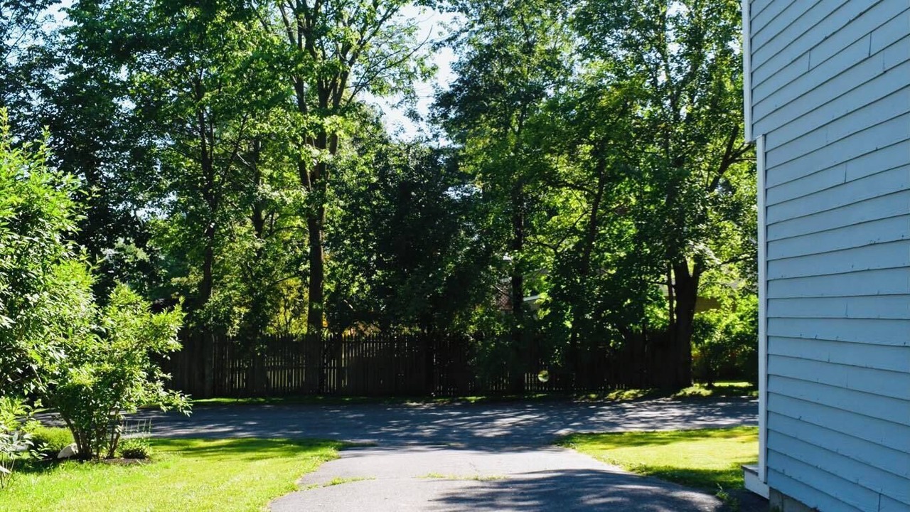 Photo of Outdoor in East Deering