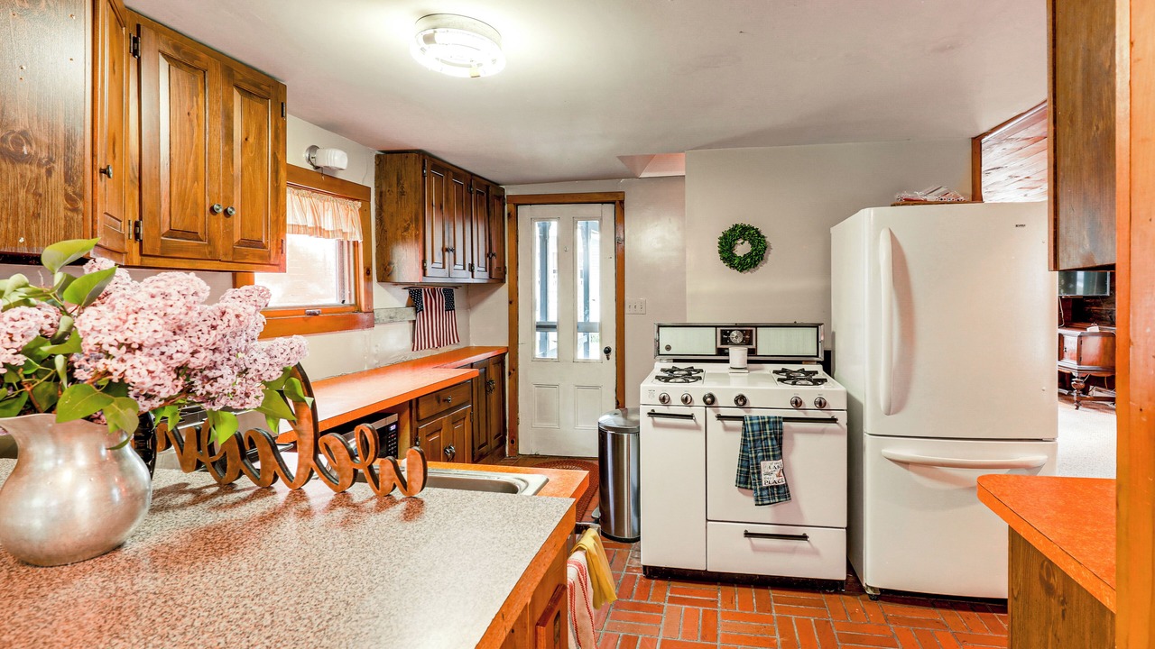 Photo of Kitchen in Blodgett Landing