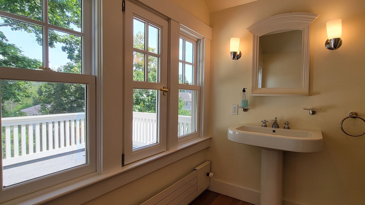 Photo of Bathroom in Top of the Hill
