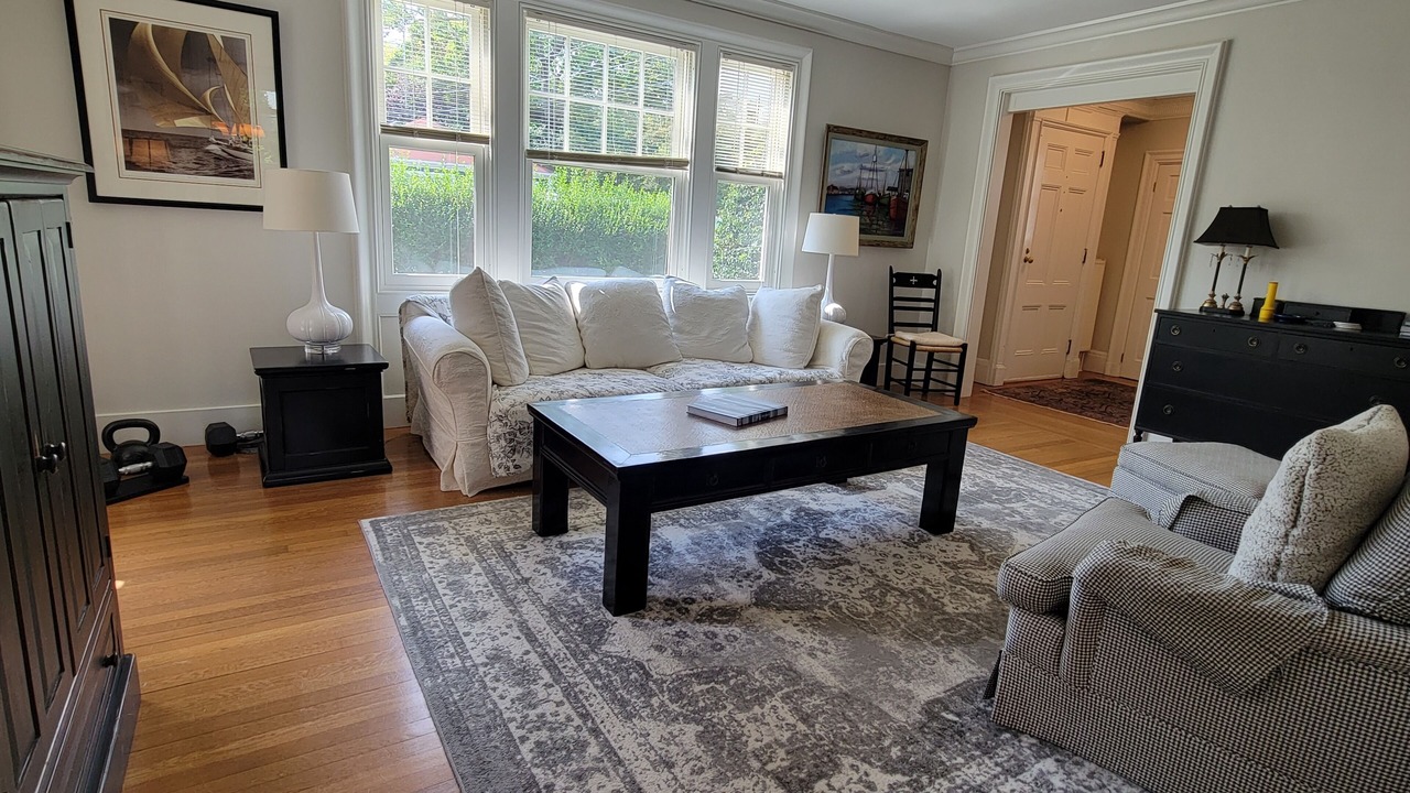 Photo of Livingroom in Top of the Hill