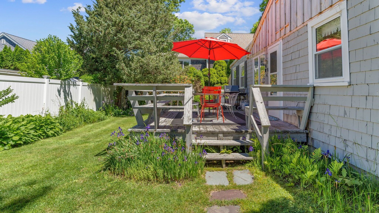 Photo of Outdoor in Mara Vista