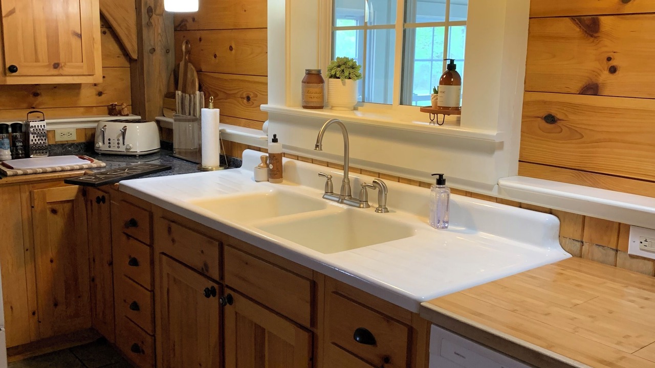 Photo of Kitchen in Drewsville