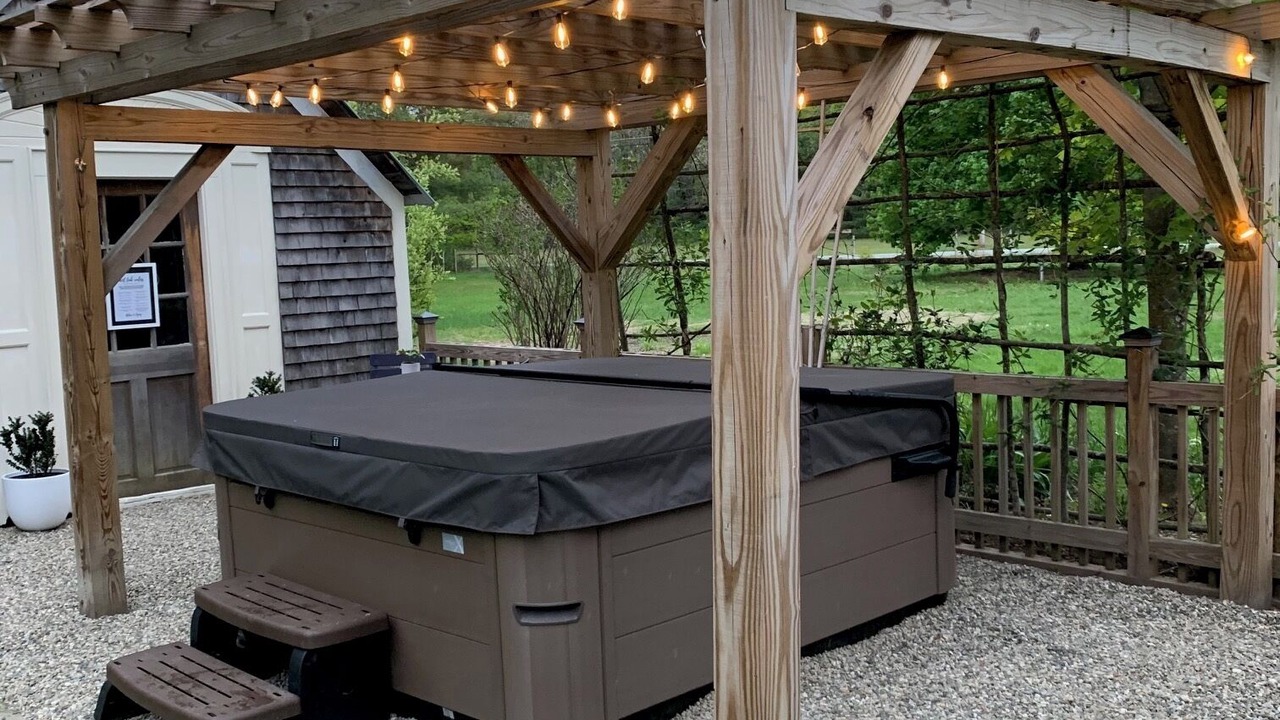 Photo of Outdoor in Drewsville
