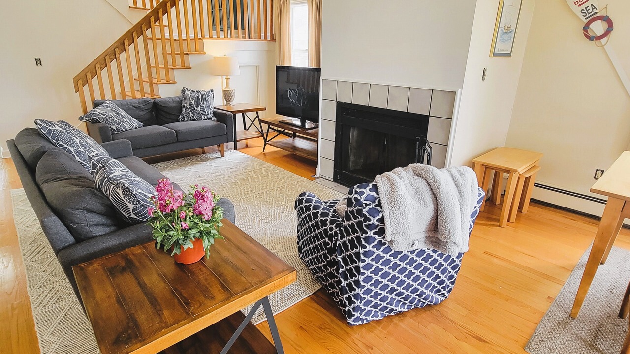 Photo of Livingroom in Bellevue Avenue Historic District