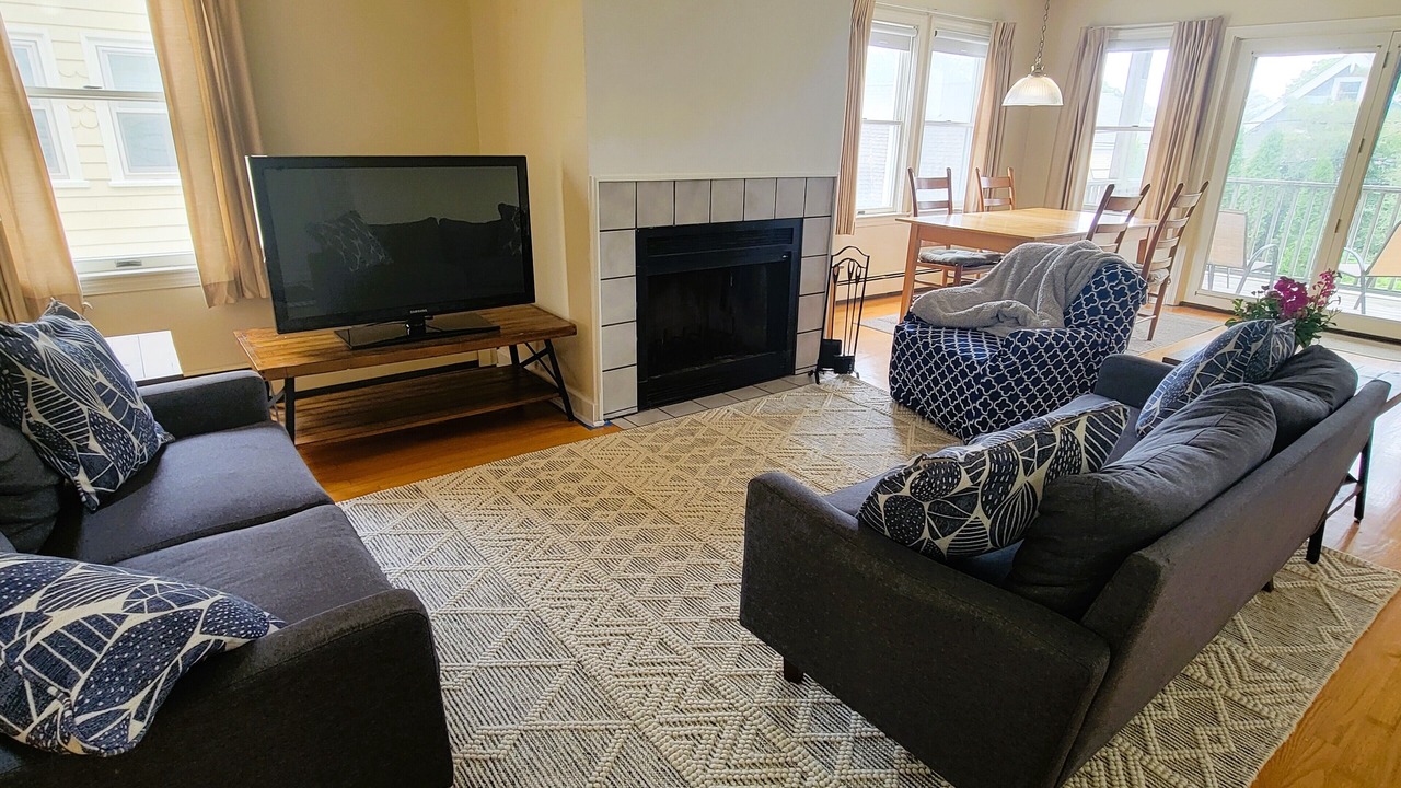 Photo of Livingroom in Bellevue Avenue Historic District