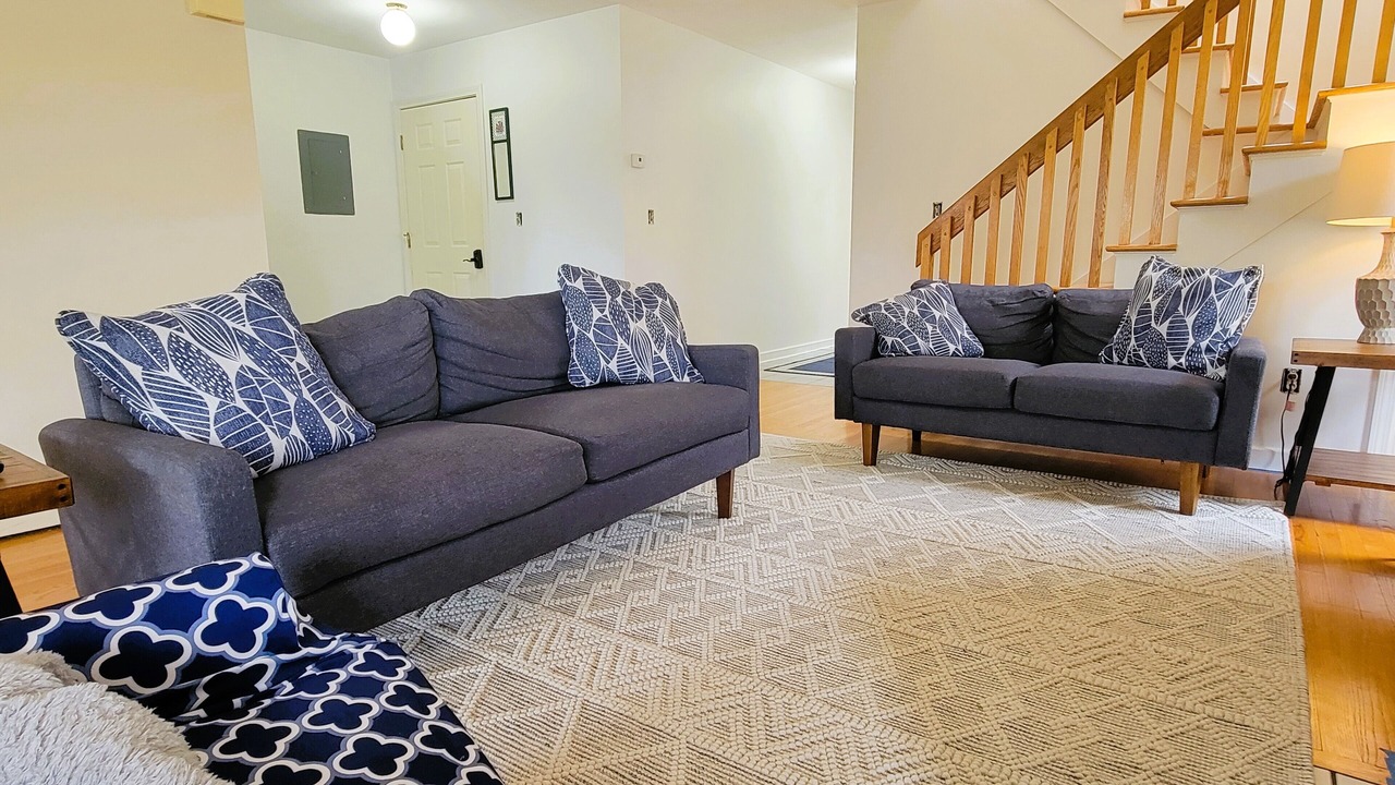 Photo of Livingroom in Bellevue Avenue Historic District