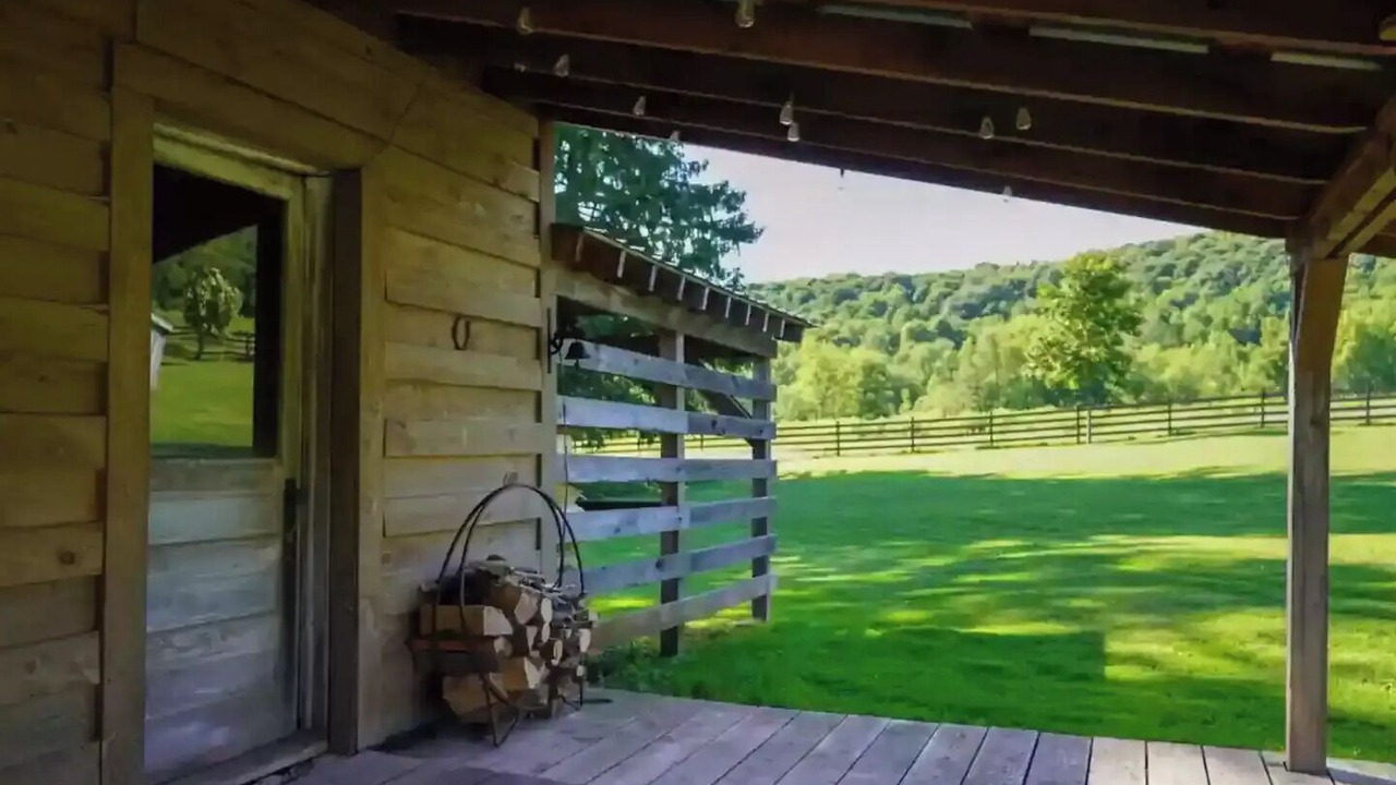 Photo of Patio Balcony in Harpersfield