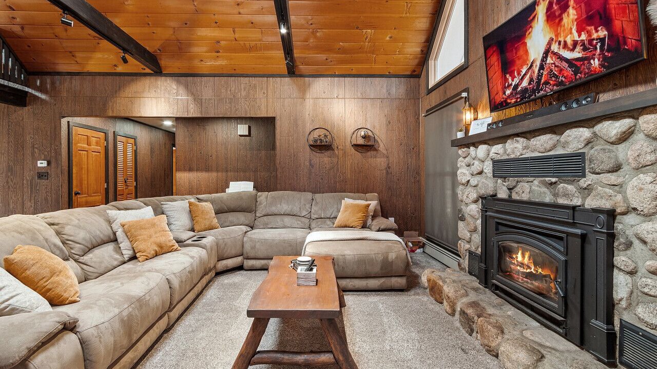 Photo of Livingroom in Tamworth