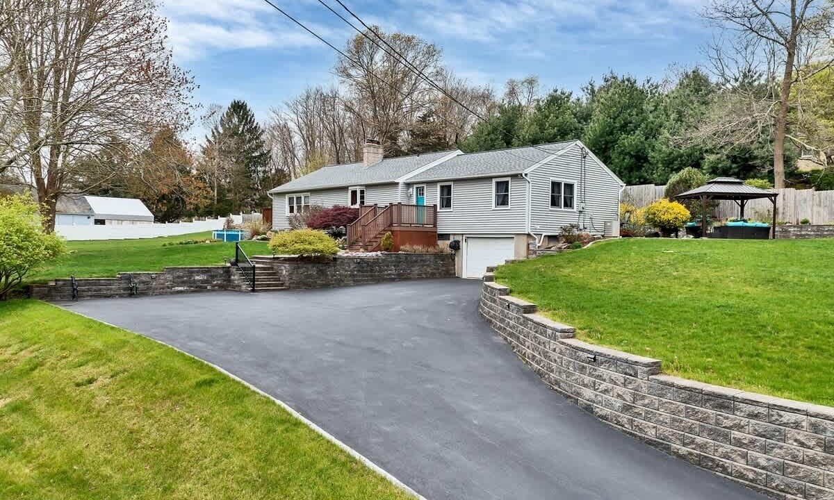 Photo of Outdoor in Niantic