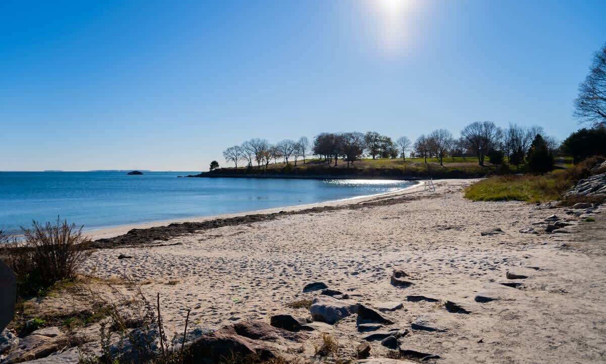 Photo of Others in Niantic
