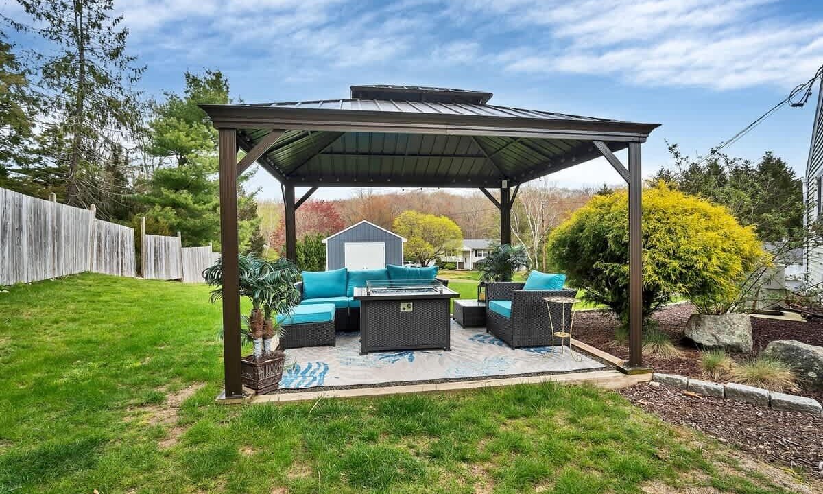 Photo of Patio Balcony in Niantic