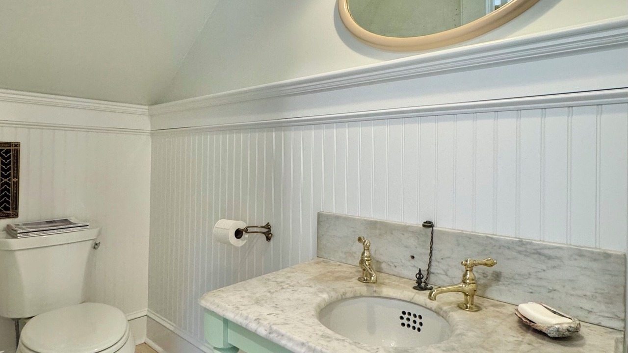 Photo of Bathroom in Isle of Springs