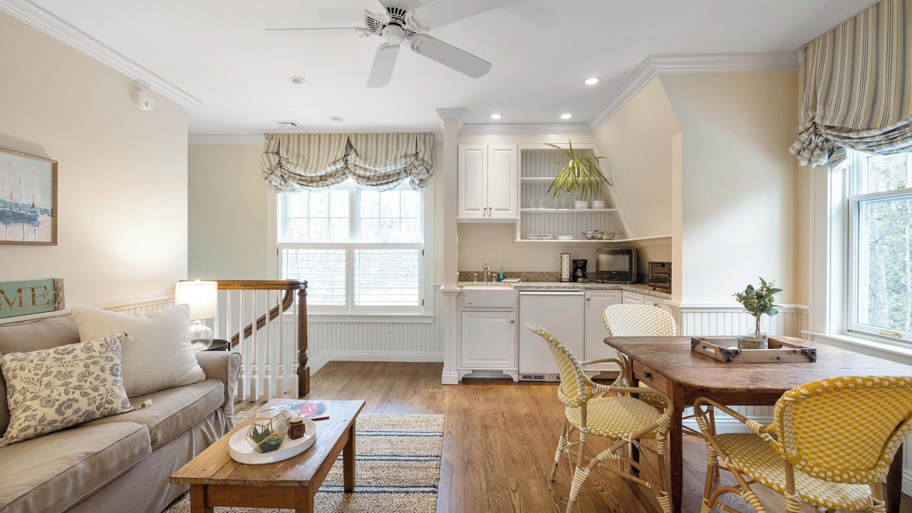 Photo of Livingroom in Kennebunk