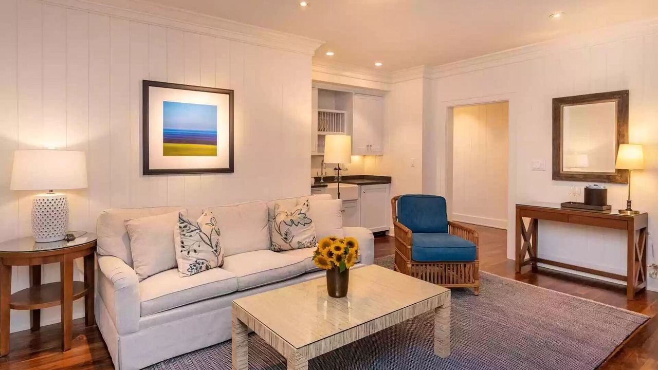 Photo of Livingroom in Edgartown
