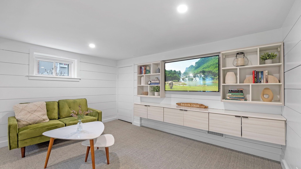 Photo of Livingroom in Marblehead