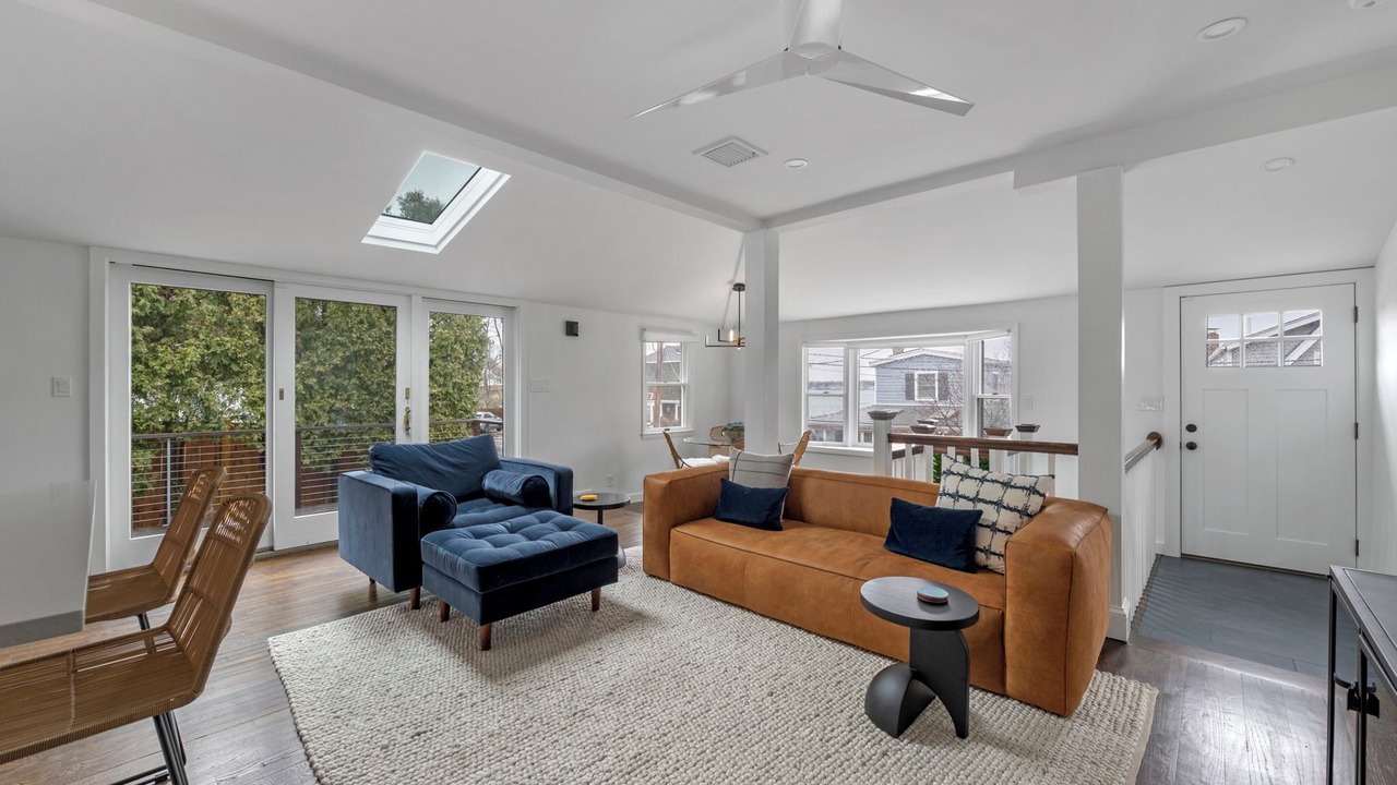 Photo of Livingroom in Marblehead