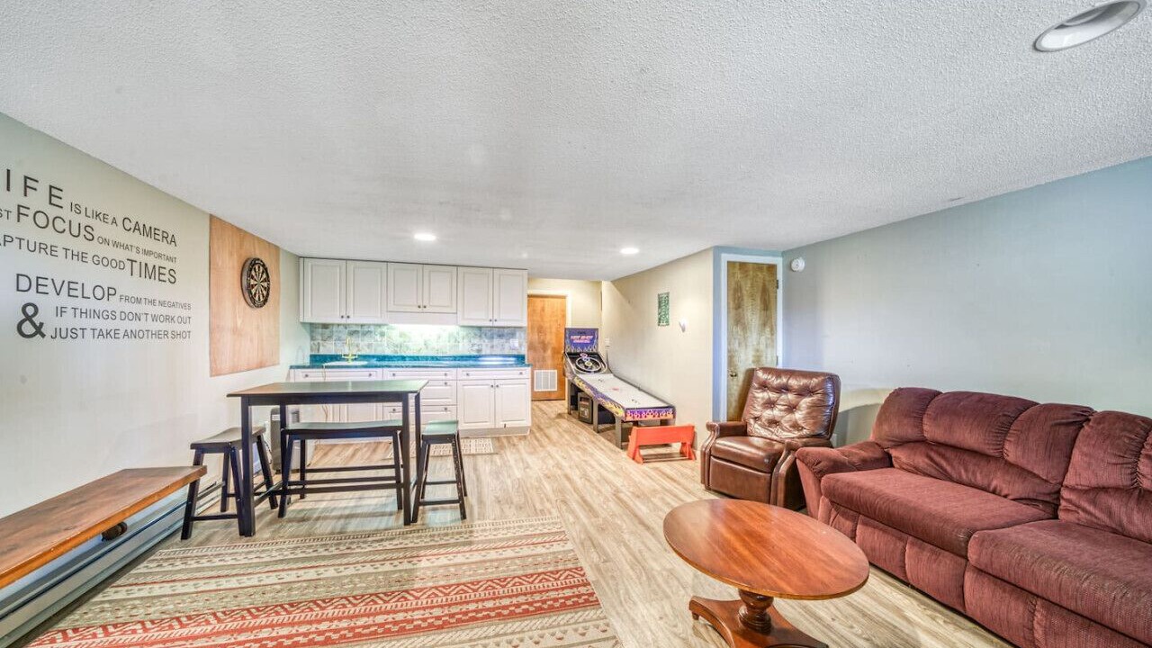 Photo of Bedroom in Sunapee
