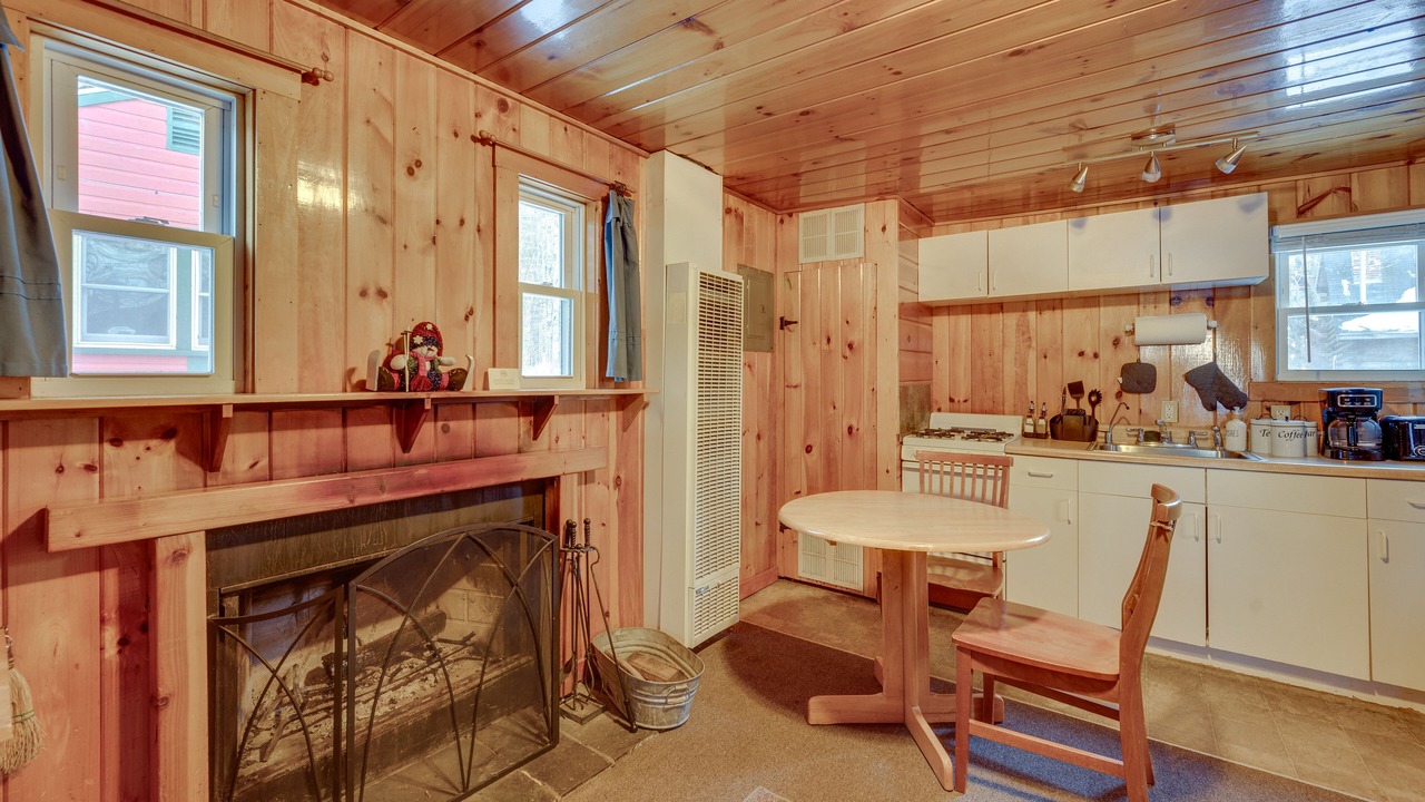 Photo of Kitchen in Weirs Beach