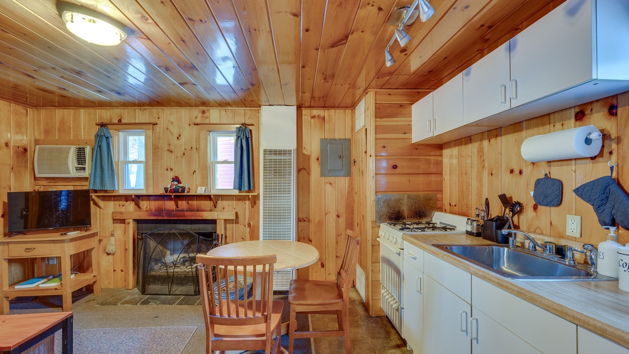 Photo of Kitchen in Weirs Beach