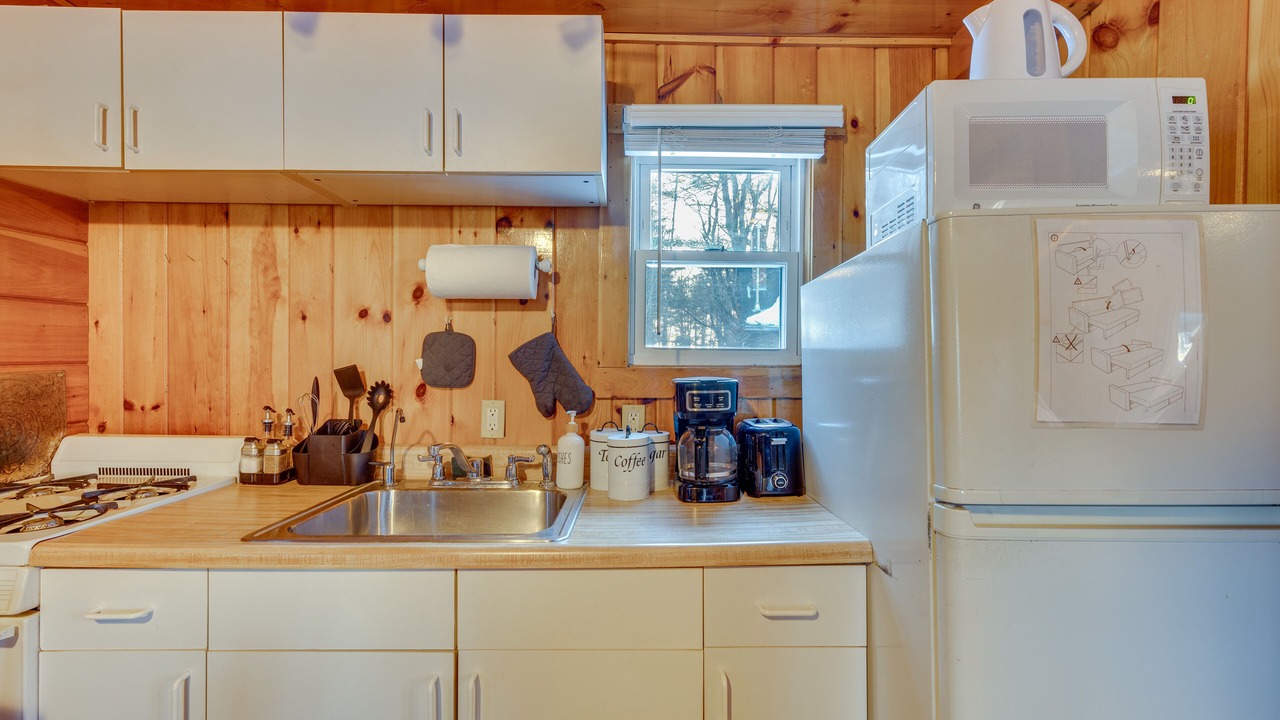 Photo of Kitchen in Weirs Beach
