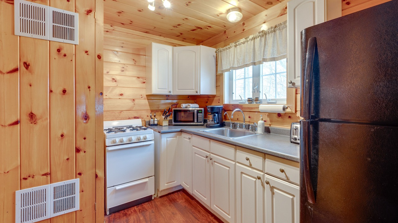 Photo of Kitchen in Weirs Beach