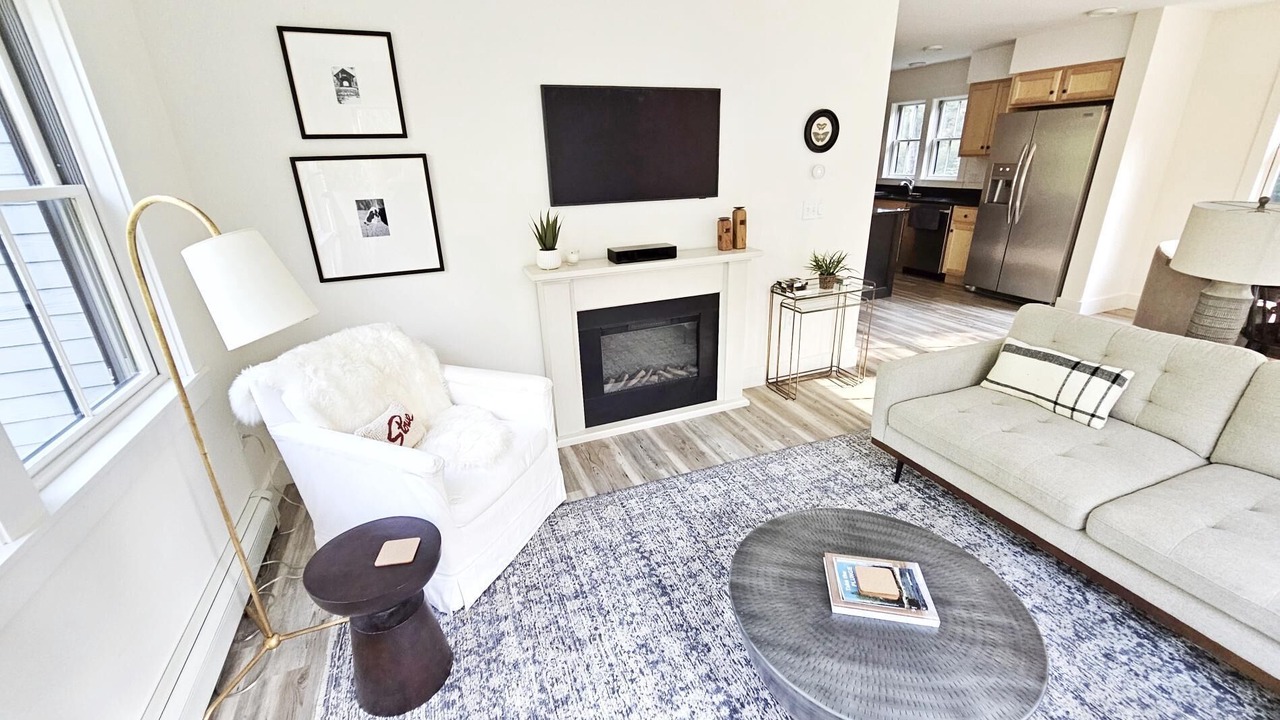 Photo of Livingroom in Stowe Hollow