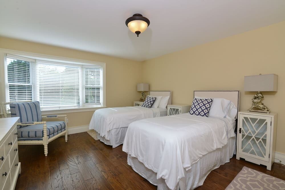 Photo of Bedroom in Easton's Point