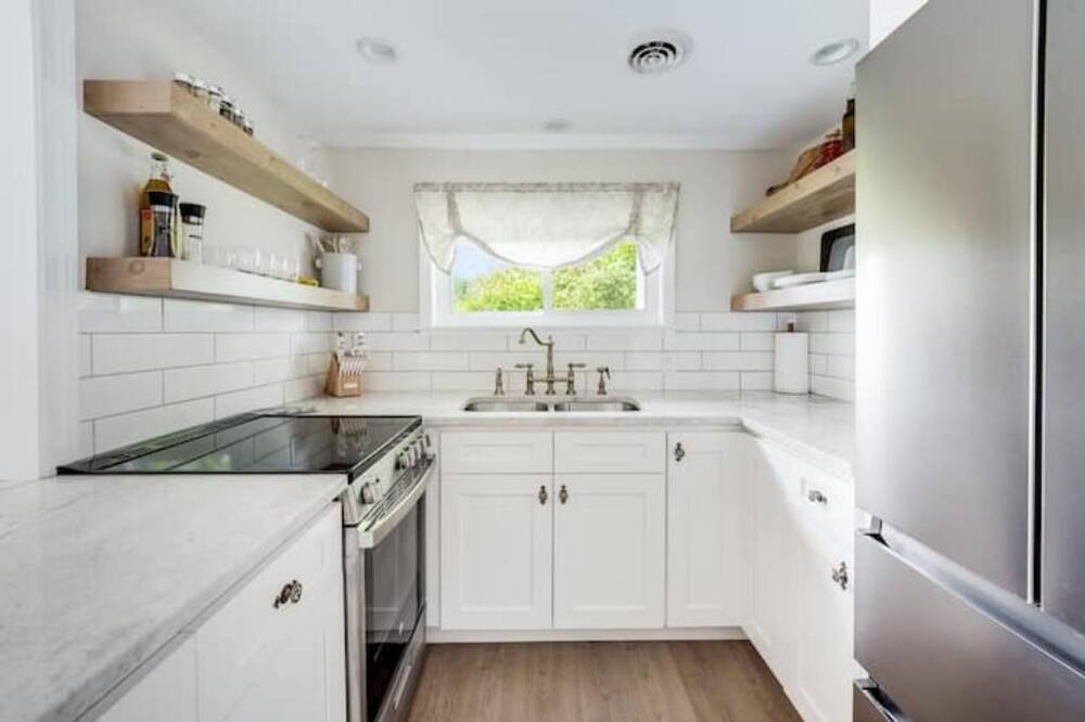 Photo of Kitchen in Westbrook Center