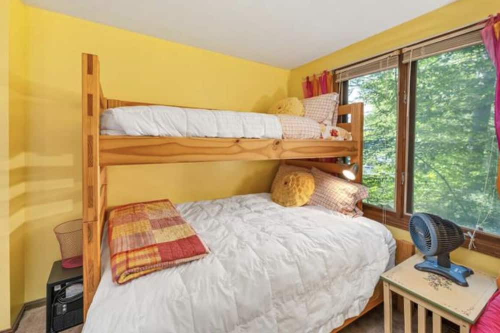 Photo of Bedroom in Alton Bay