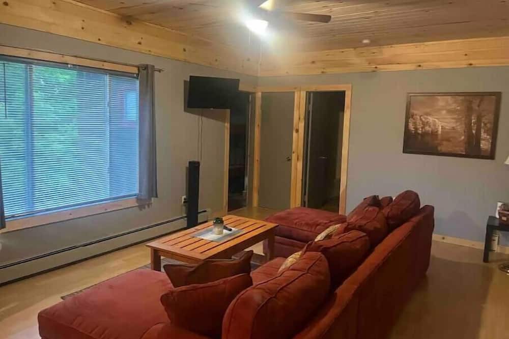 Photo of Livingroom in Au Sable Forks