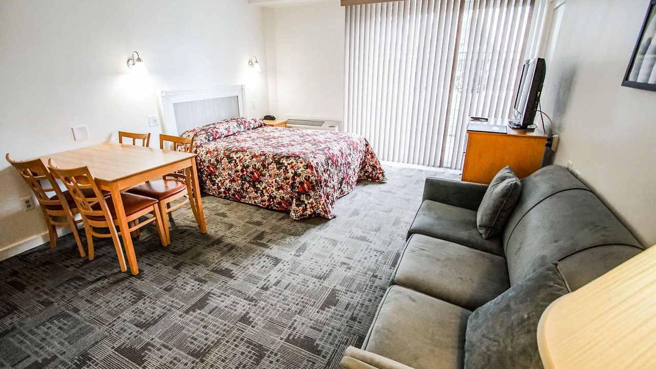 Photo of Bedroom in Main Street Hyannis