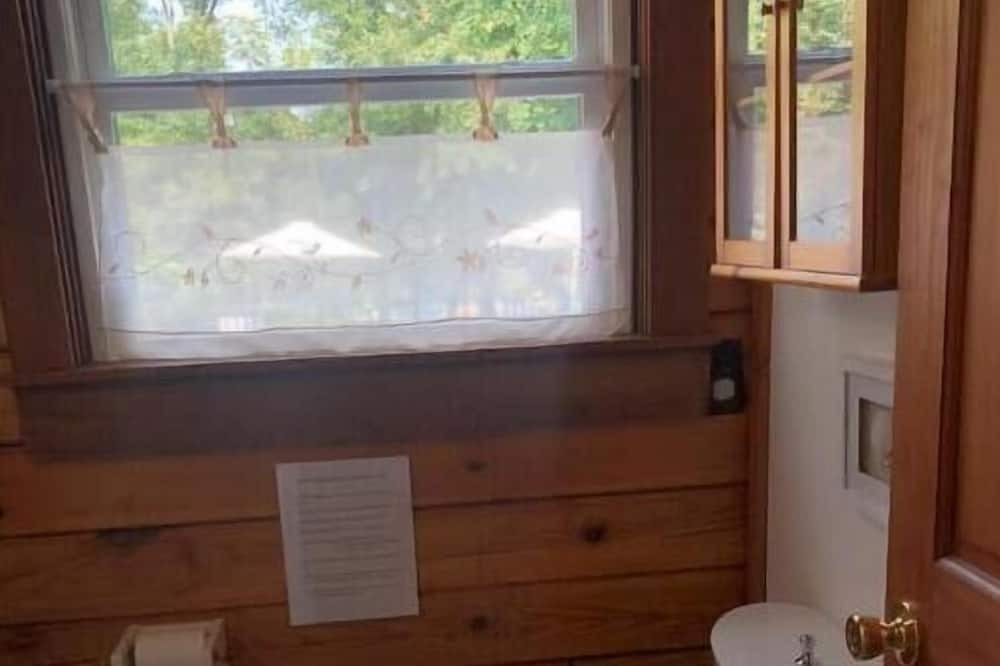 Photo of Bathroom in Belmar